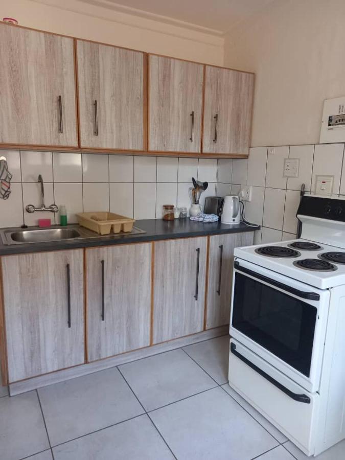 Self-Catering Studio, Unit 3 On Krupp Windhoek Ngoại thất bức ảnh